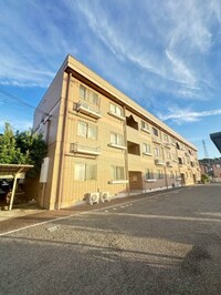 ウエストビレッジ