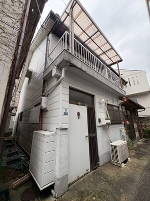 月見山町２丁目貸家