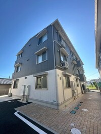 ル　リアン明石