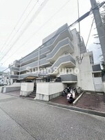 ゴールドクレスト垂水