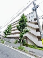 シュトラーセ泉