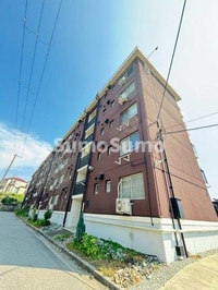 高津橋農住団地　B棟