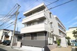 ラウレア