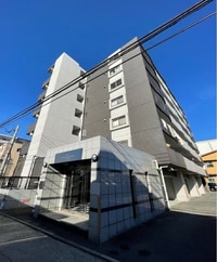 ラシューバ博多駅南