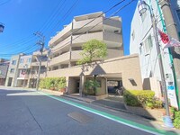 ルーブル都立大学