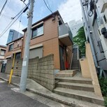 フローレス神宮前