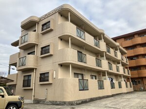 ガーデンハイツ照島