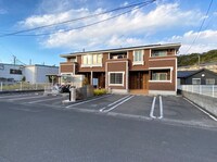 サン　ウイング