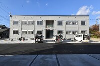 Ｃｒｅｓｔ　Ｖｉｌｌａ　A棟