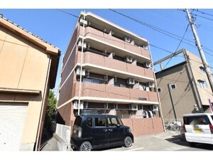 クリスタルメゾン