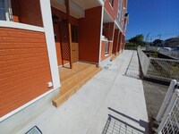 シュープリーム　Ｂ棟