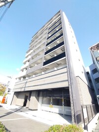 ＣＲＯＳＳ　ＣＯＵＲＴ高槻富田駅前