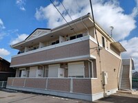 エレガンス・オタビ