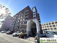 センチュリー中央