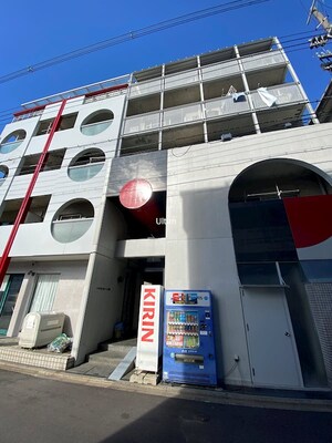 レッドボールコート上鳥羽