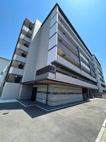 プレデコート西京極