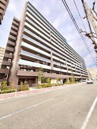 ラフィシア上前津