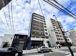 Forest福岡県庁前