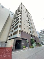Y's Court 東梅田