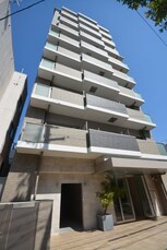 RITZ COURT
