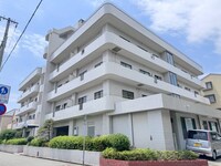 パレルミエール岡本