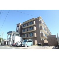 クレセントパレス