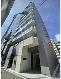 ウルバーノイリス