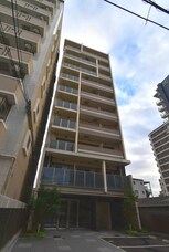 セオリー大阪リバークロス