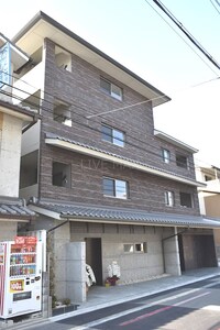 ヴァンベール御苑前
