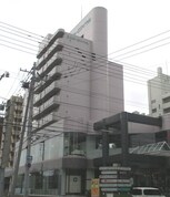 サンタの館医大前（エスターロワイヤル）