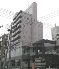 サンタの館医大前（エスターロワイヤル）