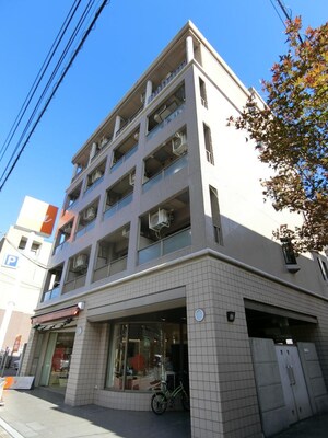 ラフィーネ西駅前