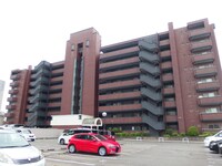 スリーエイト北町