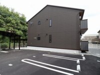 ホワイエ西川原