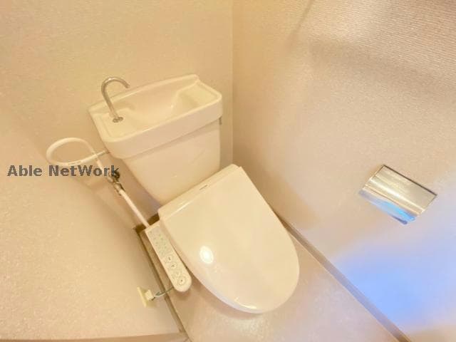  ラフィーネハイツコガ