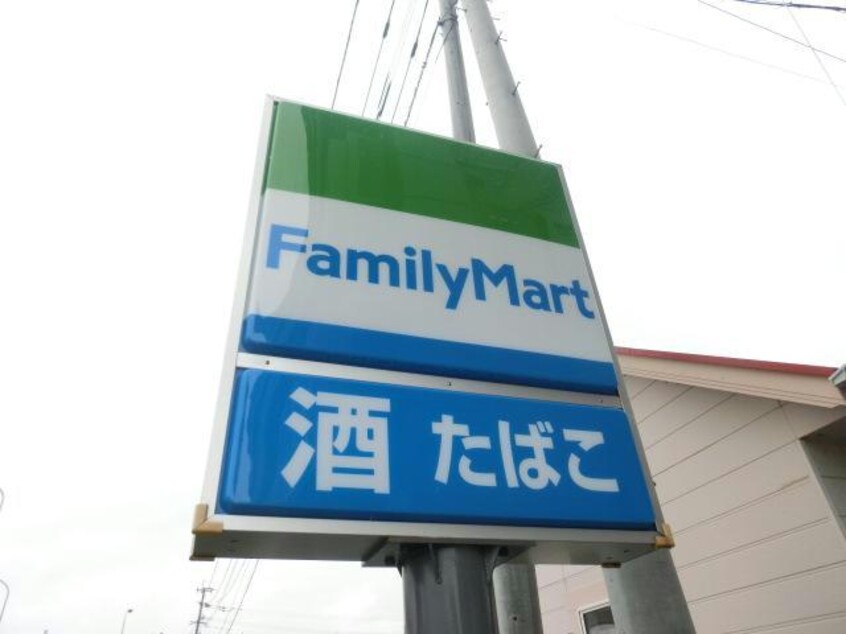 ファミリーマート熊本龍田町弓削店(コンビニ)まで1027m 熊本電鉄バス/上の窪団地 徒歩3分 1階 築22年