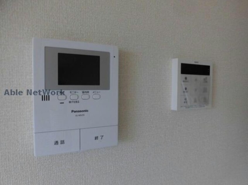  LINDENBAUM　Ａ・Ｂ