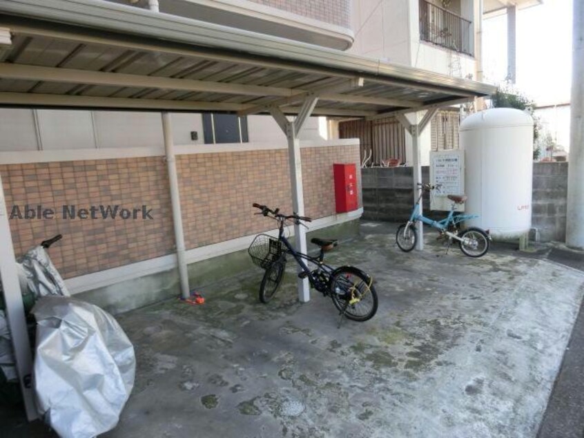  アーバンスペース弓削