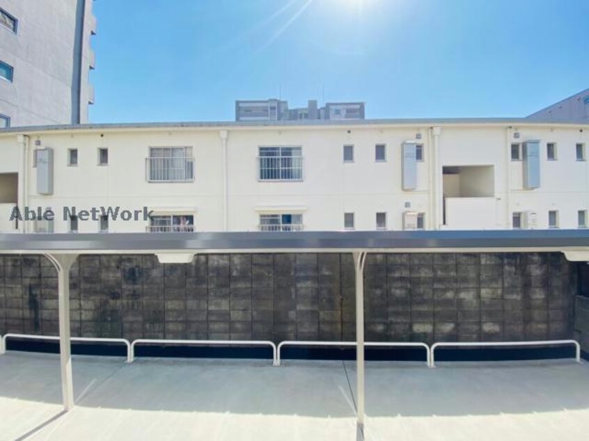 モデルルーム1F CHAINON坪井