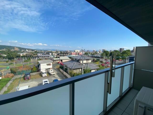  シャーメゾン壺川