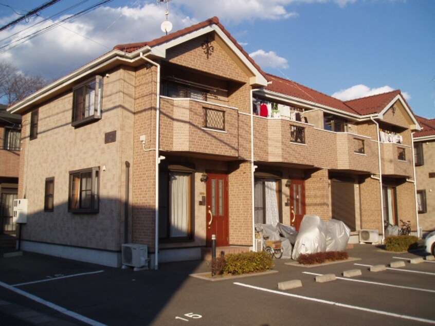  両毛線/佐野駅 車移動　12分3.7km 1-2階 築18年