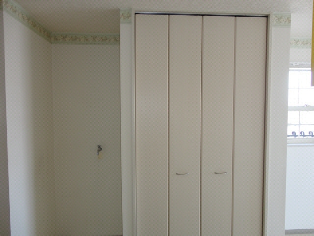 ｸﾛｰｾﾞｯﾄ イーストヒルズ