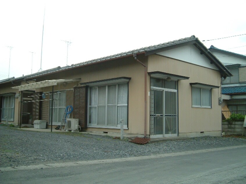  両毛線/佐野駅 車移動　7分2.2km 1階 築33年