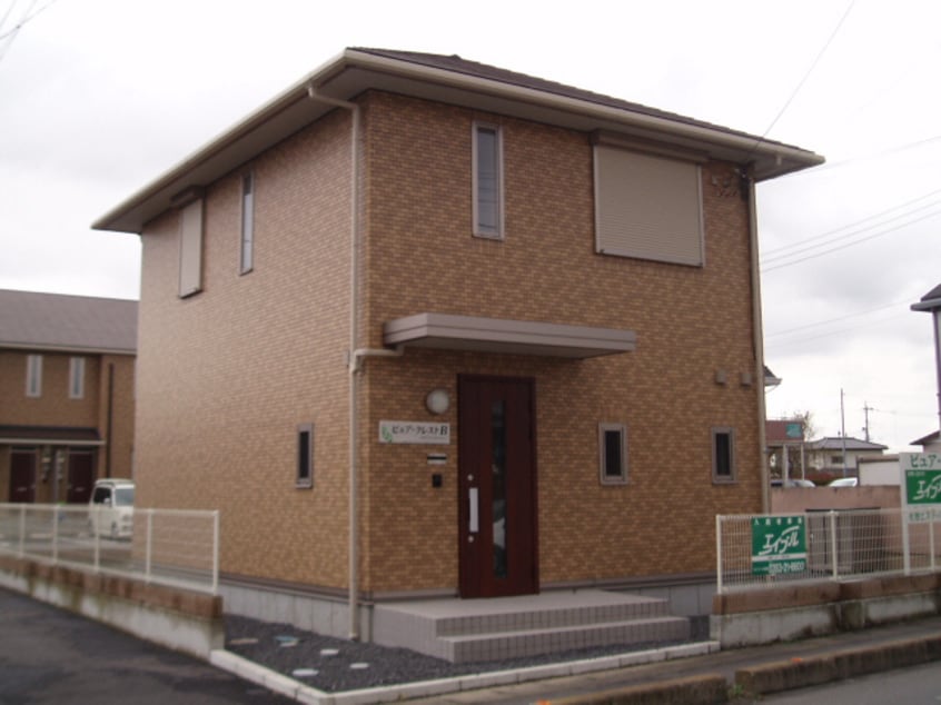  ピュア・クレストＢ