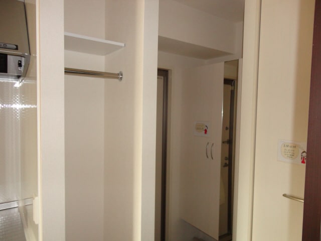 キッチン横収納 クレール