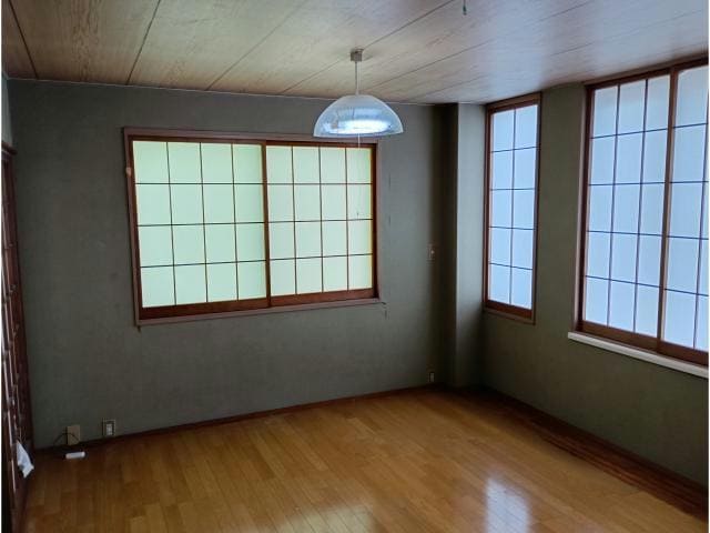  京屋ビル