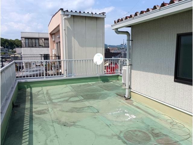  京屋ビル
