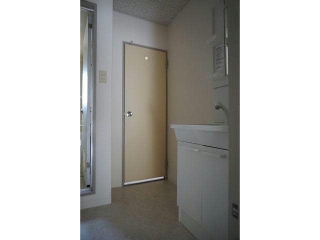  東海道本線<琵琶湖線・JR京都線>/石山駅 バス10分石山高校前下車:停歩4分 4階 築33年