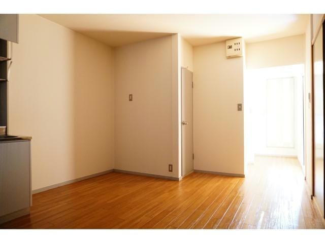  東海道本線<琵琶湖線・JR京都線>/石山駅 バス15分赤川下車:停歩5分 1階 築33年