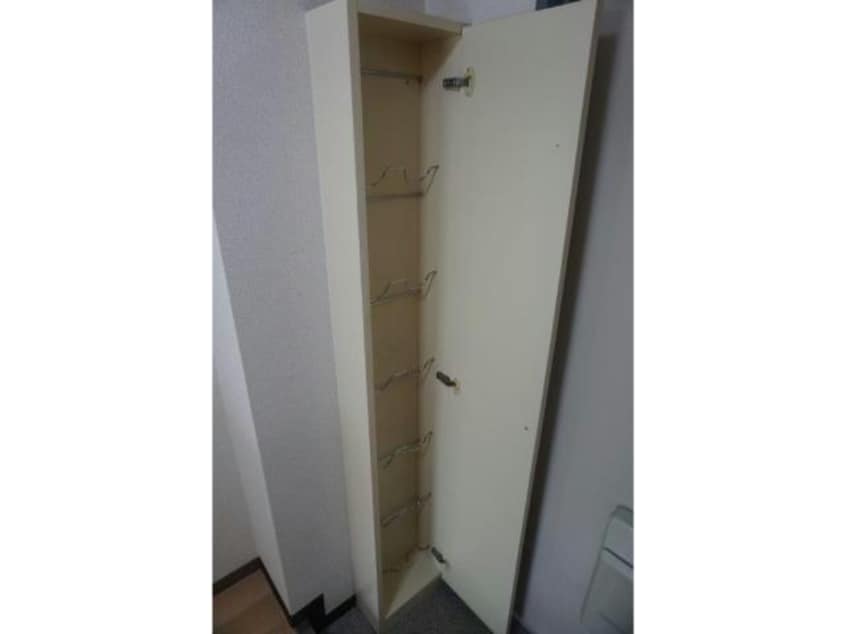  東海道本線<琵琶湖線・JR京都線>/石山駅 バス15分赤川下車:停歩4分 3階 築26年